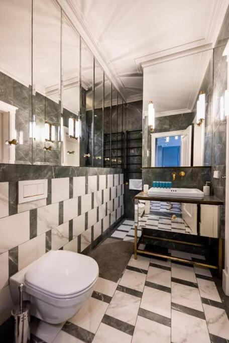 Luxury Garden Apartment Varsovie Extérieur photo