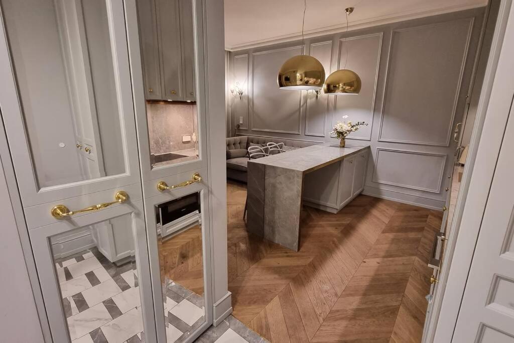Luxury Garden Apartment Varsovie Extérieur photo