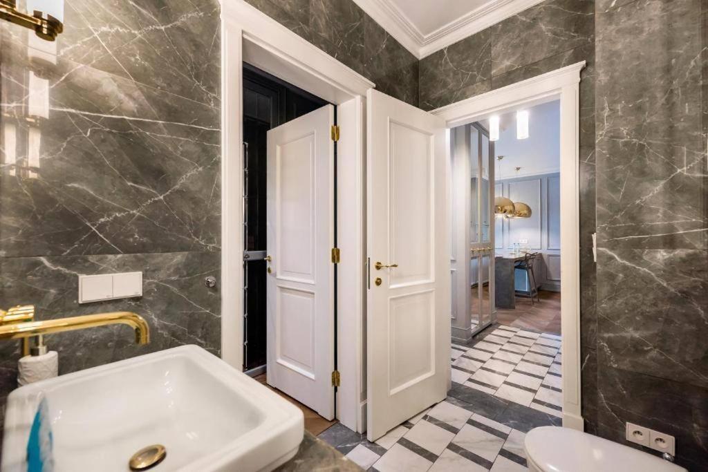 Luxury Garden Apartment Varsovie Extérieur photo
