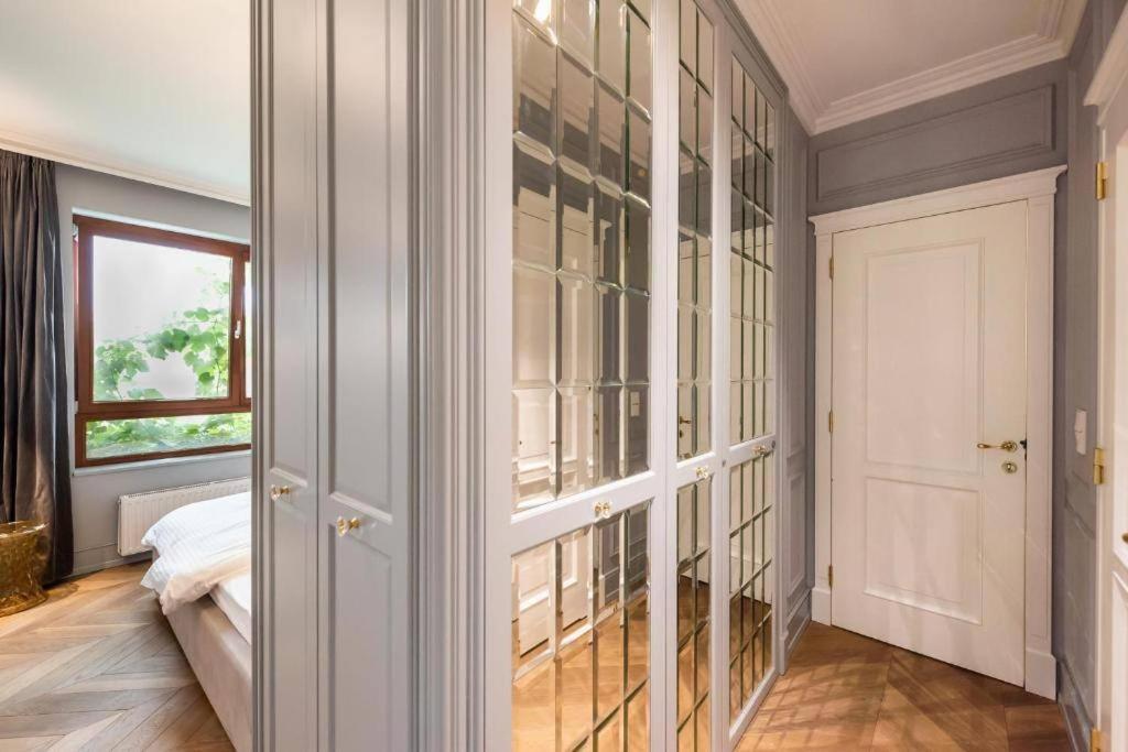 Luxury Garden Apartment Varsovie Extérieur photo